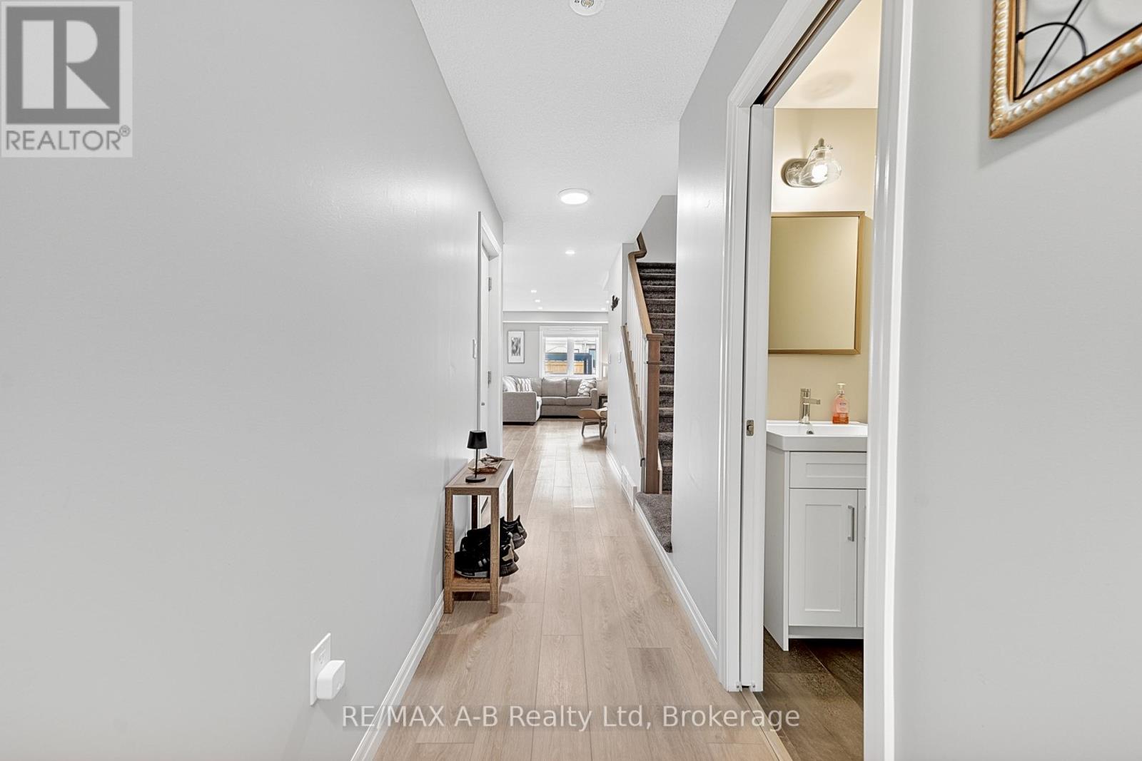 31 TRAILSIDE DRIVE
