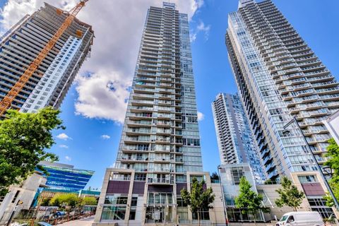 3001 9981 WHALLEY BOULEVARD Surrey BC V3T0G6