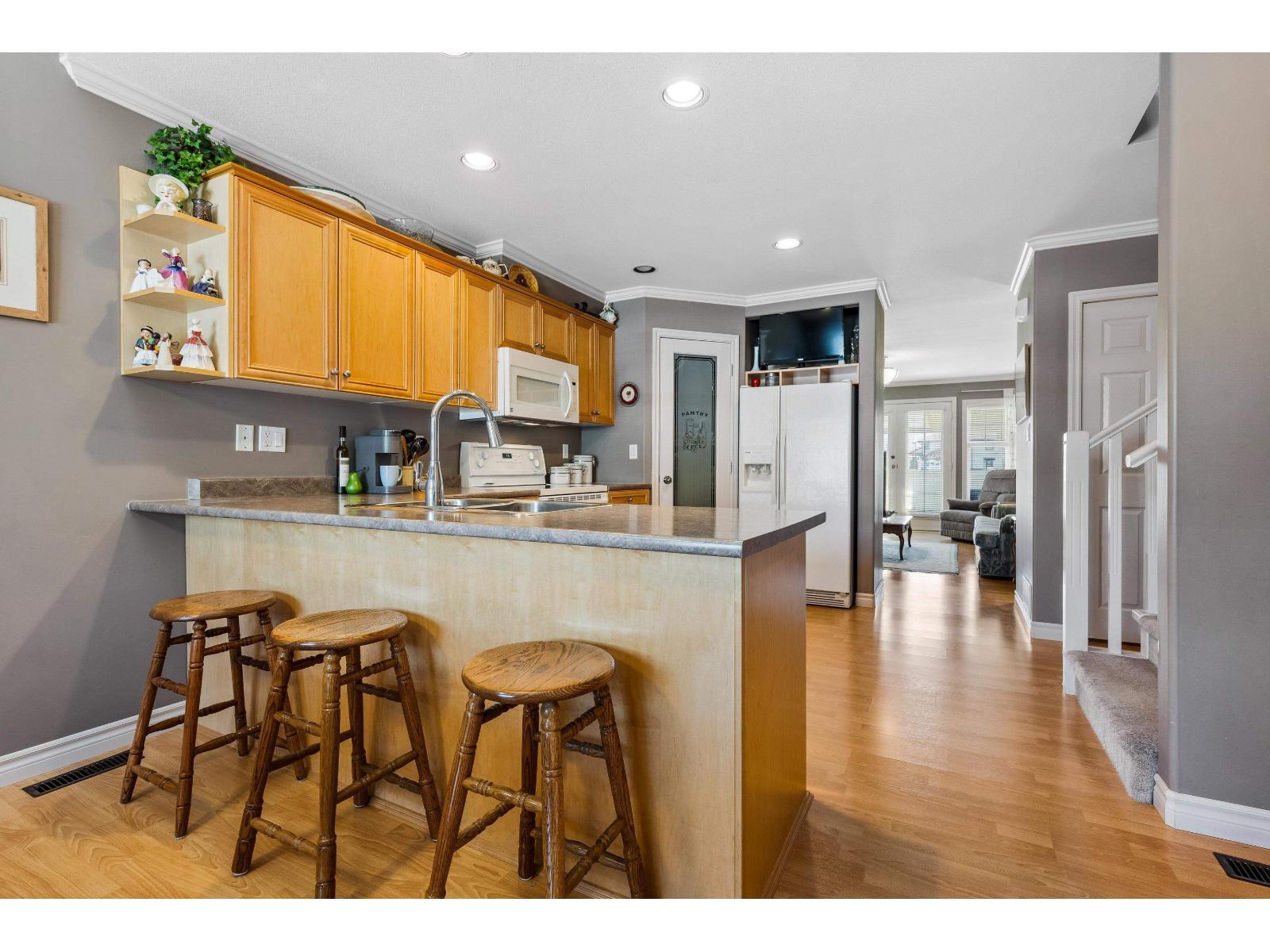 20 7475 GARNET DRIVE|Sardis West Vedder