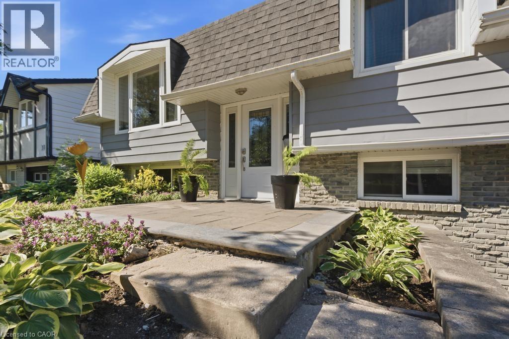 14 GATEWAY Drive
