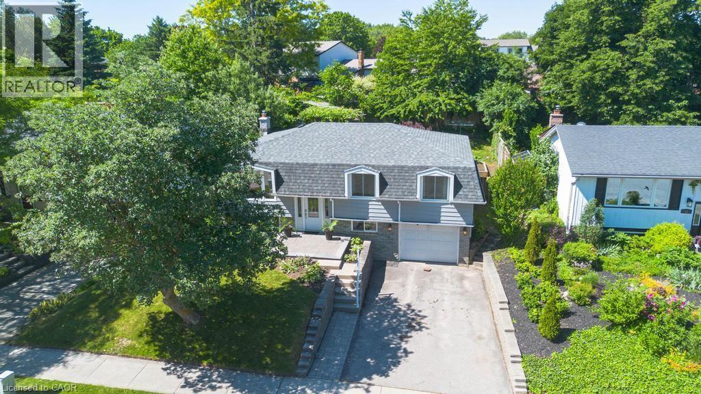 14 GATEWAY Drive