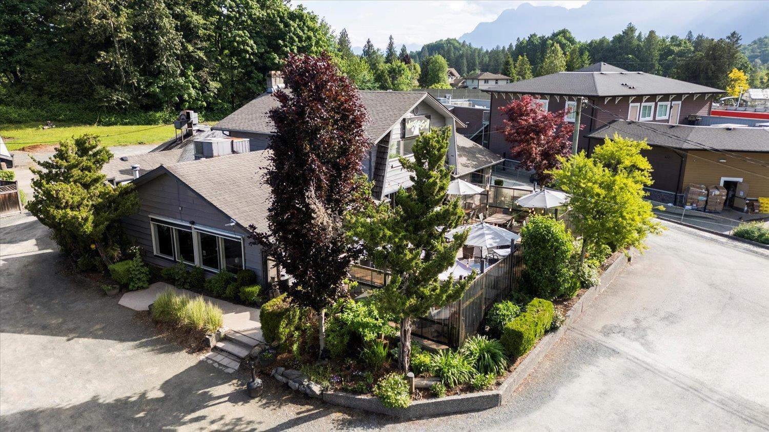 52845 YALE ROAD|Rosedale