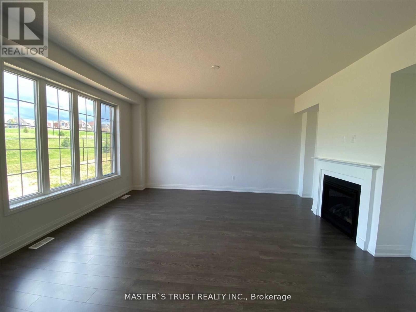 102 FRANK KELLY DRIVE