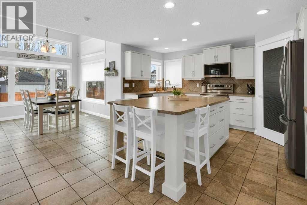 206 Chapalina Court SE