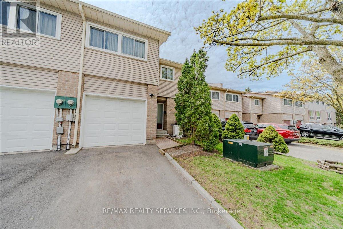 108 - 1133 RITSON ROAD N