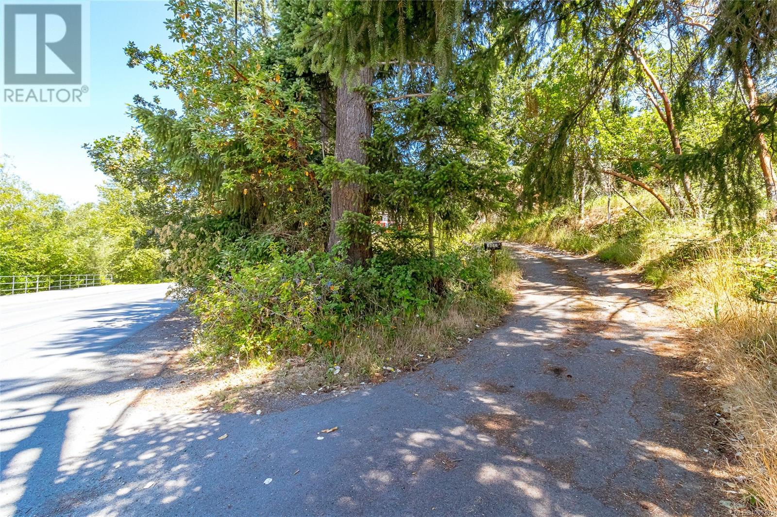 2673 Florence Lake Rd
