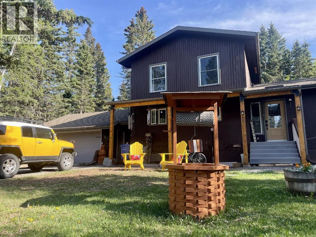 94 Redwood Meadows Drive