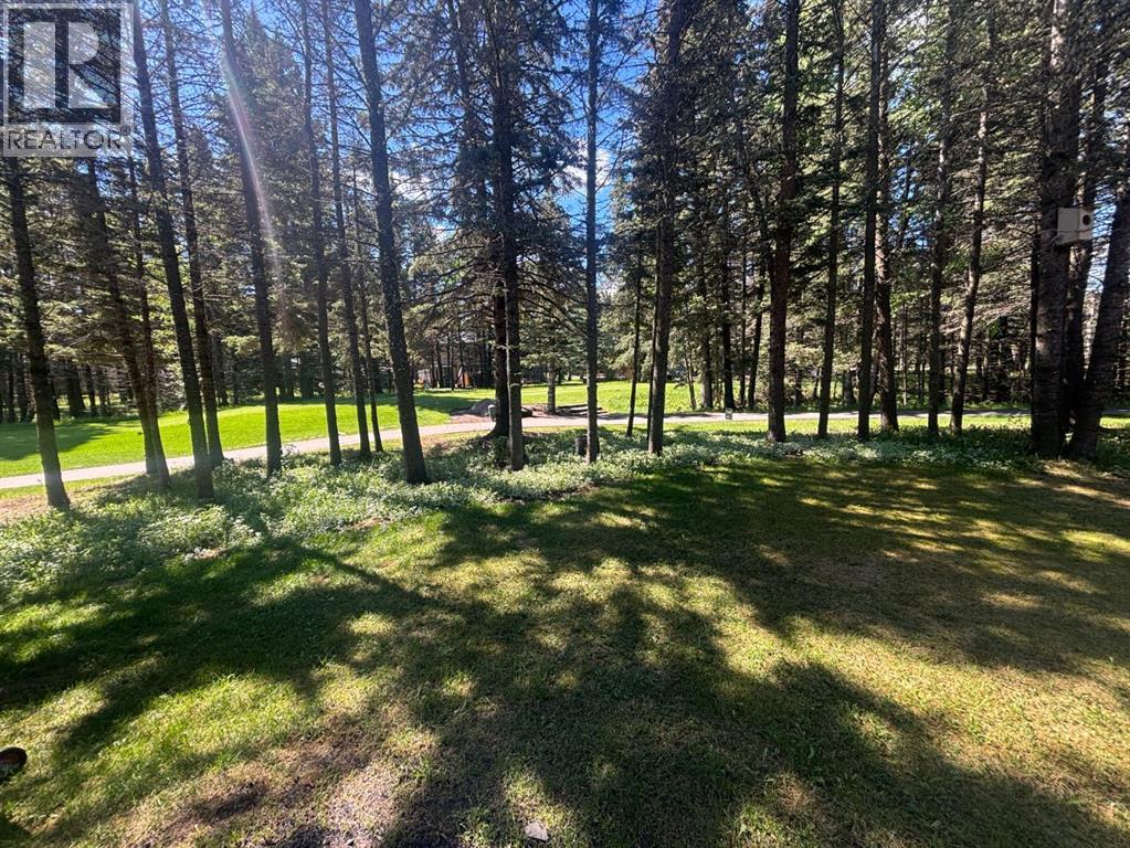 94 Redwood Meadows Drive