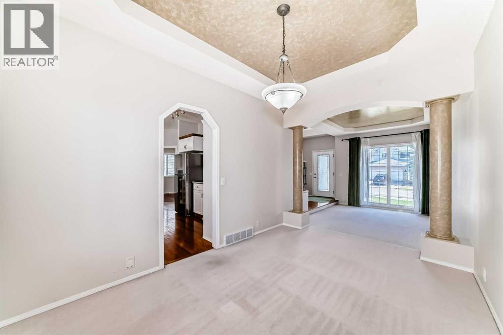 68 Scenic View Close NW