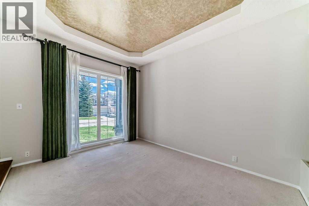 68 Scenic View Close NW