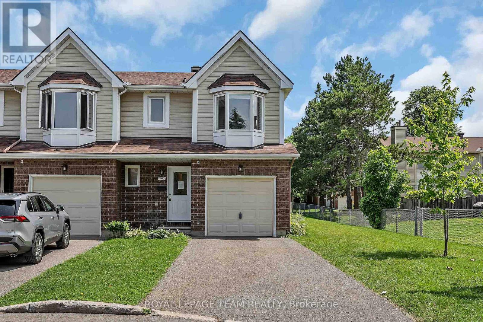 Photo 1 of 41 — 563 PARASOL COURT, Ottawa, ON K4A2X2