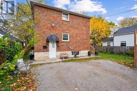 UPPER - 176 SYDENHAM STREET Cobourg ON K9A2S3