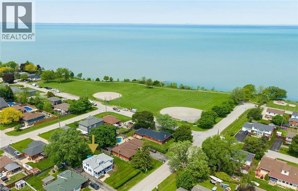 Photo 1 of 42 — 439 MURRAY Street, Grimsby, ON L3M3P8