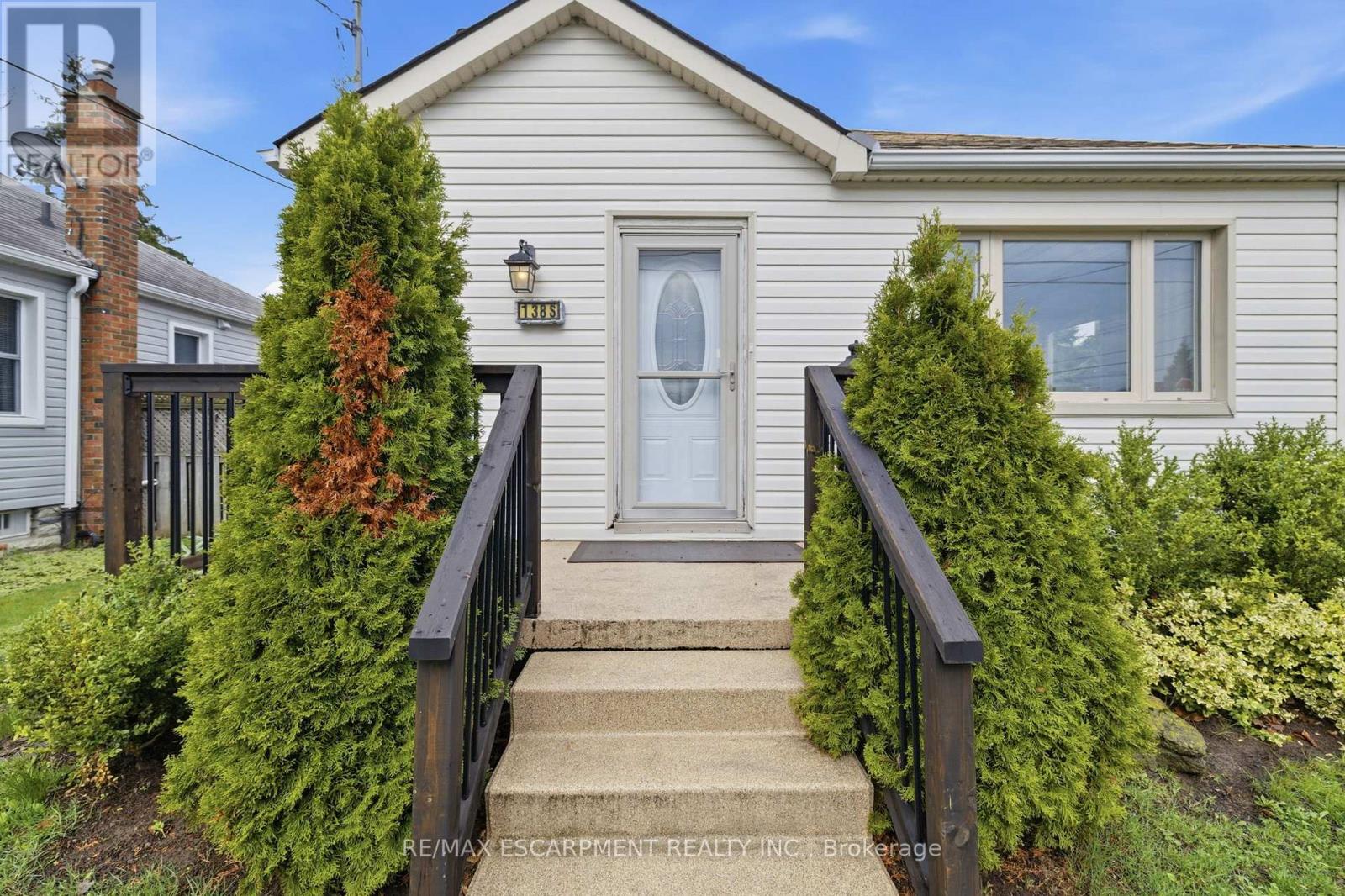 138 GLENHOLME AVENUE