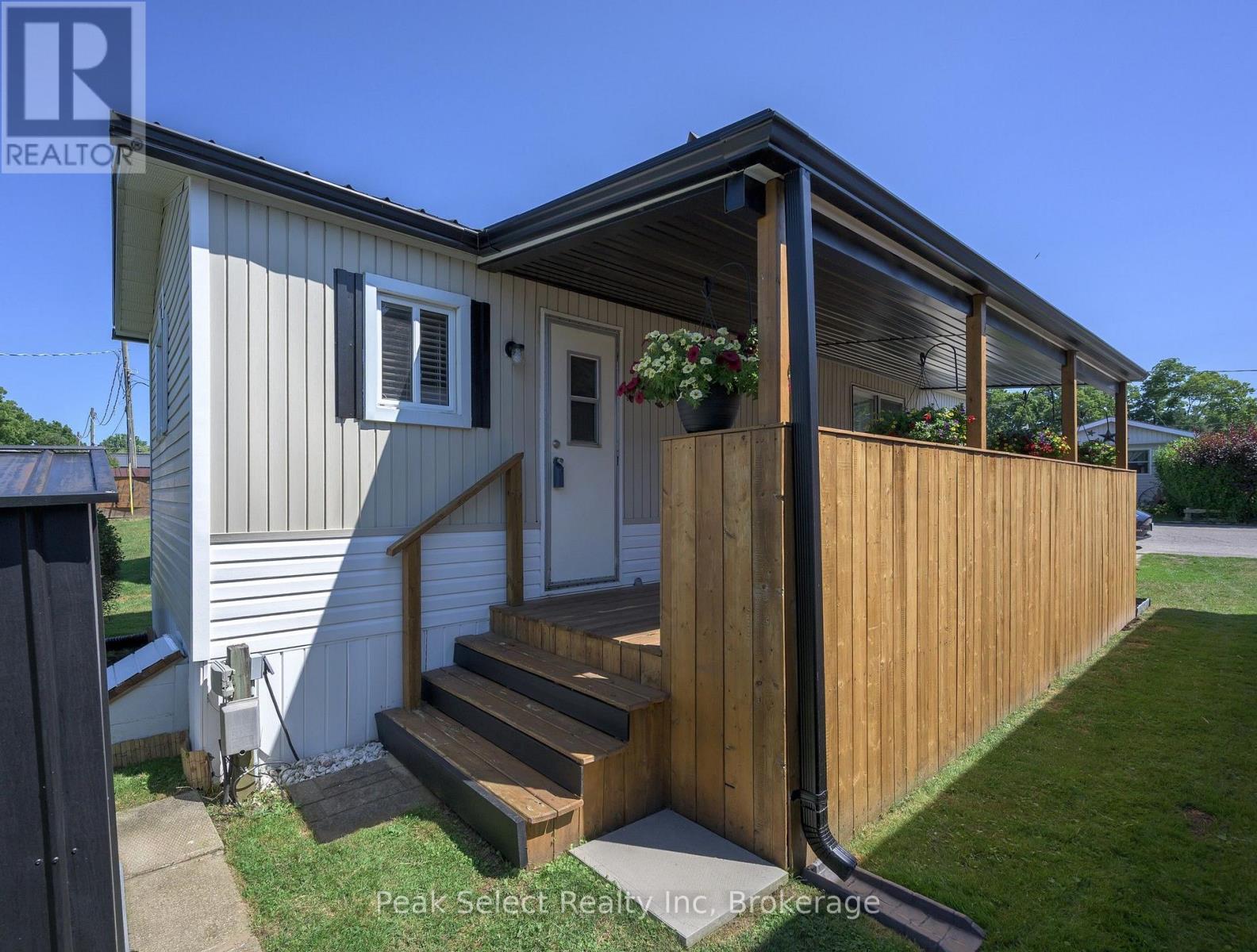 205 - 198 SPRINGBANK DRIVE