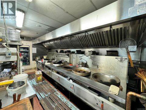 1551 Cedar Hill Cross Rd Saanich BC V8P3E6