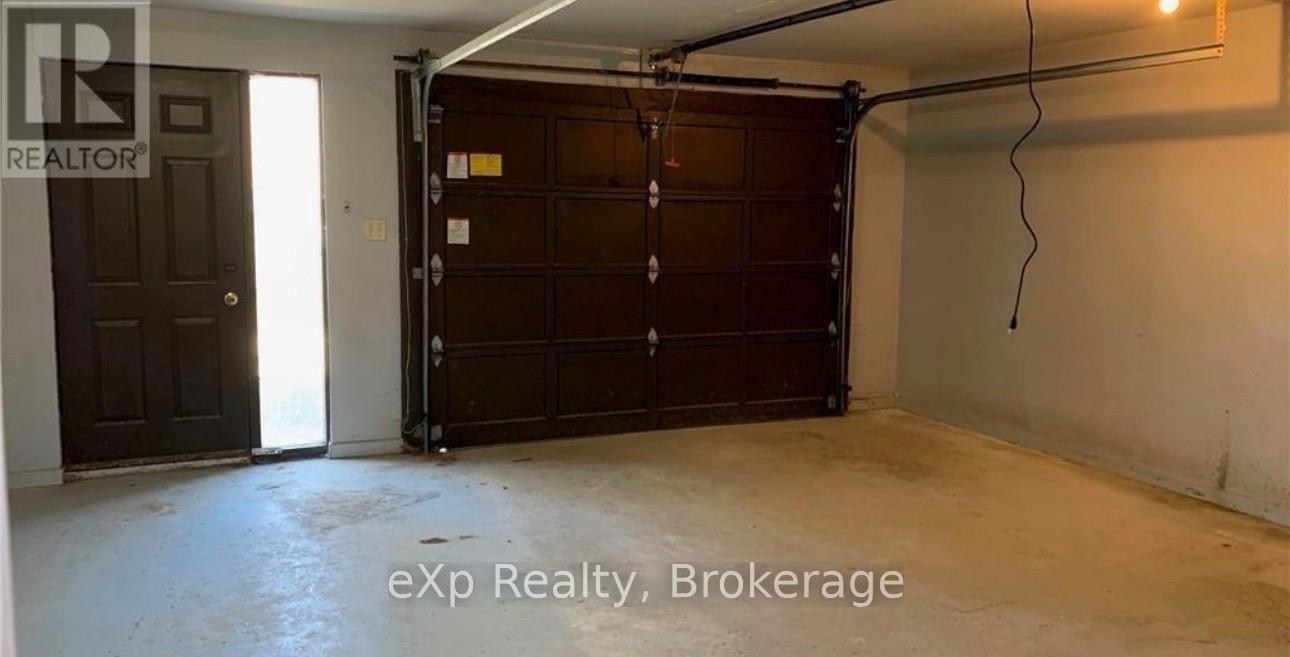 10 - 215 MCNAB STREET