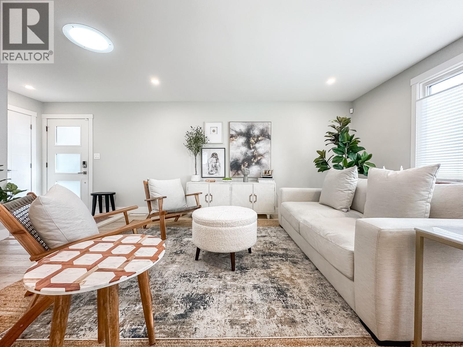 624 Armour Crescent