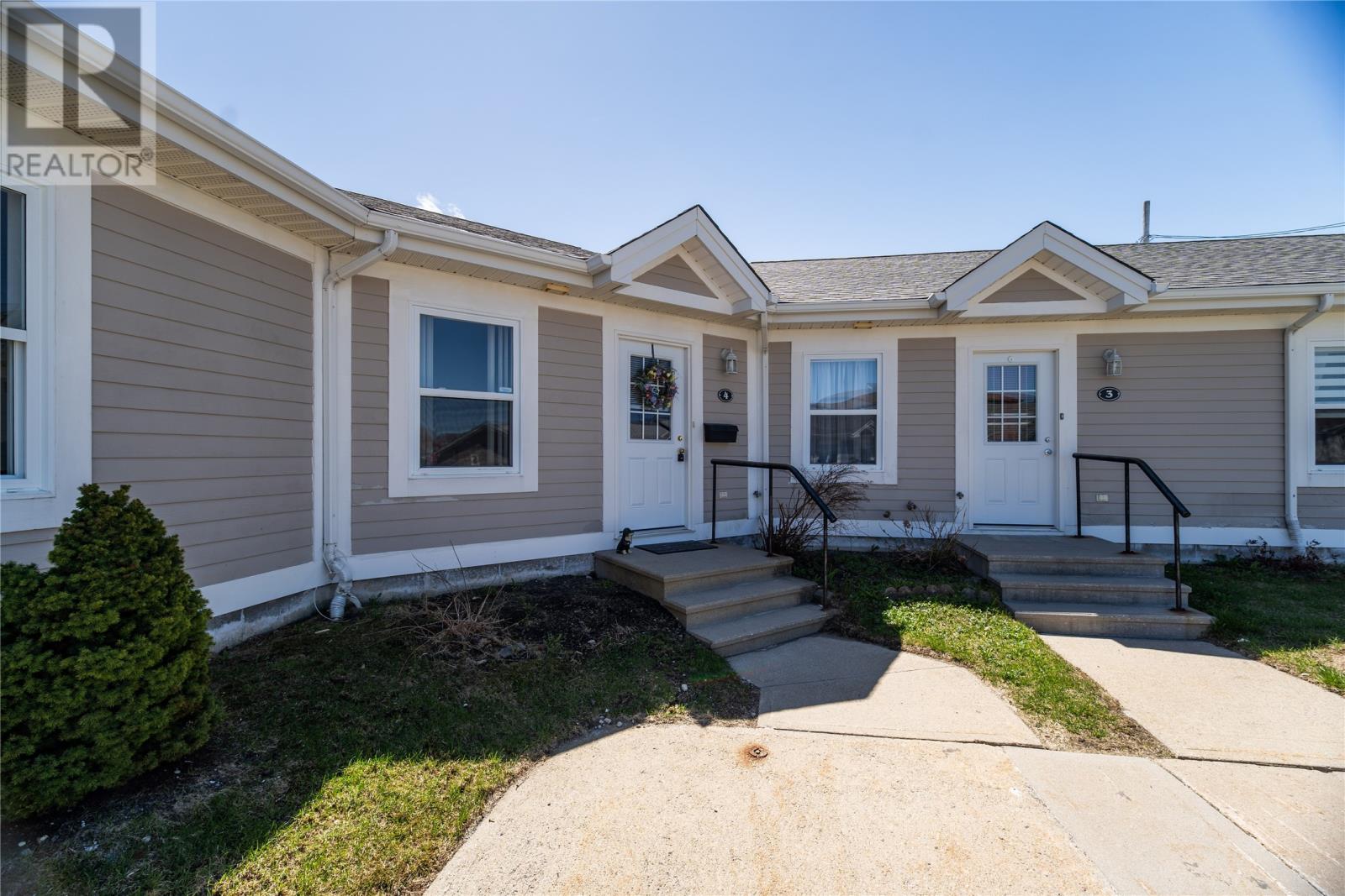 4 Sunchase Court