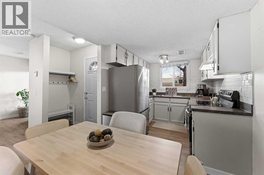 11, 420 Grier Avenue NE