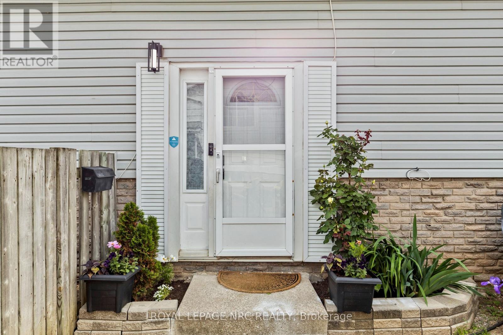21 GARFIELD LANE