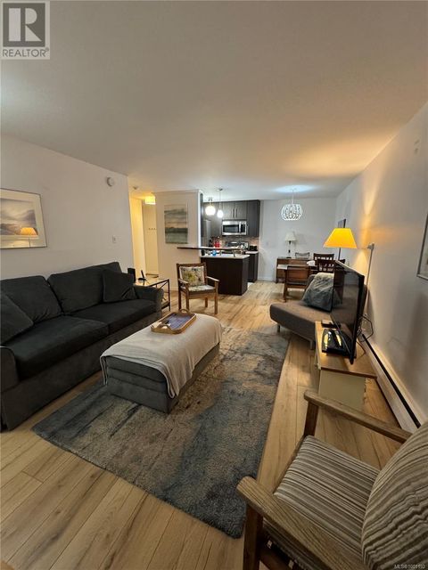 101 964 Heywood Ave Victoria BC V8V2Y5