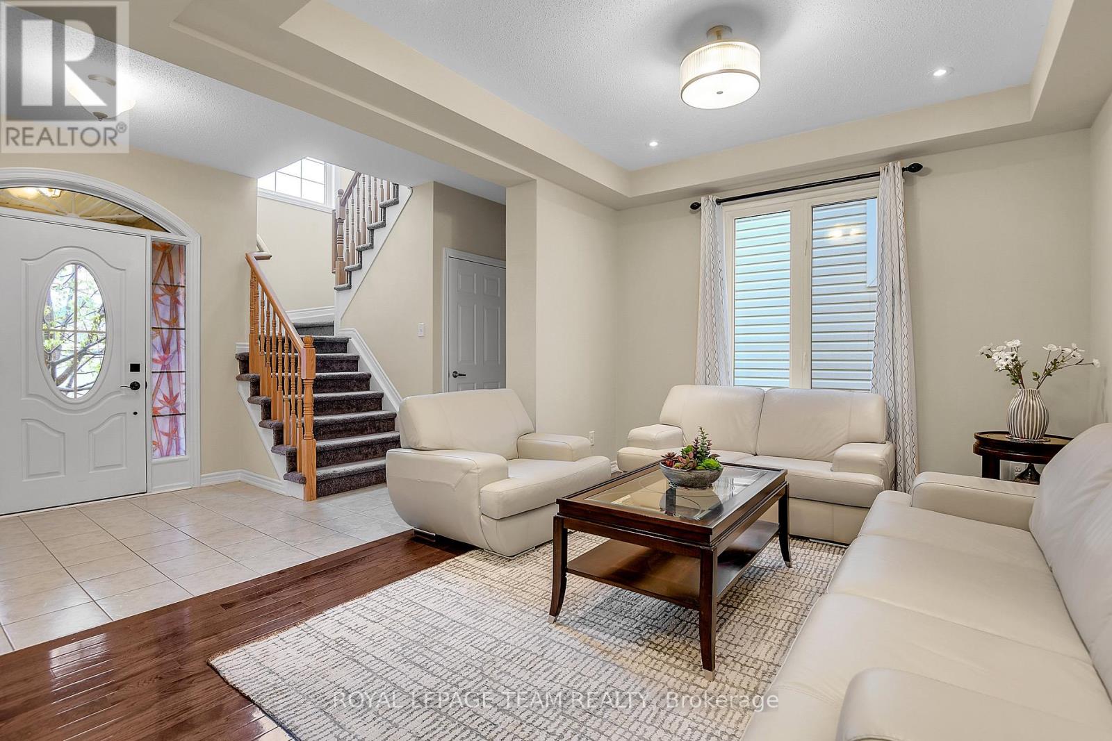302 RIVER LANDING AVENUE