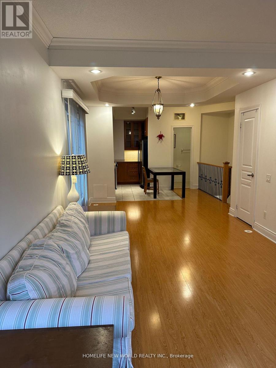 1 - 420 KENNETH AVENUE