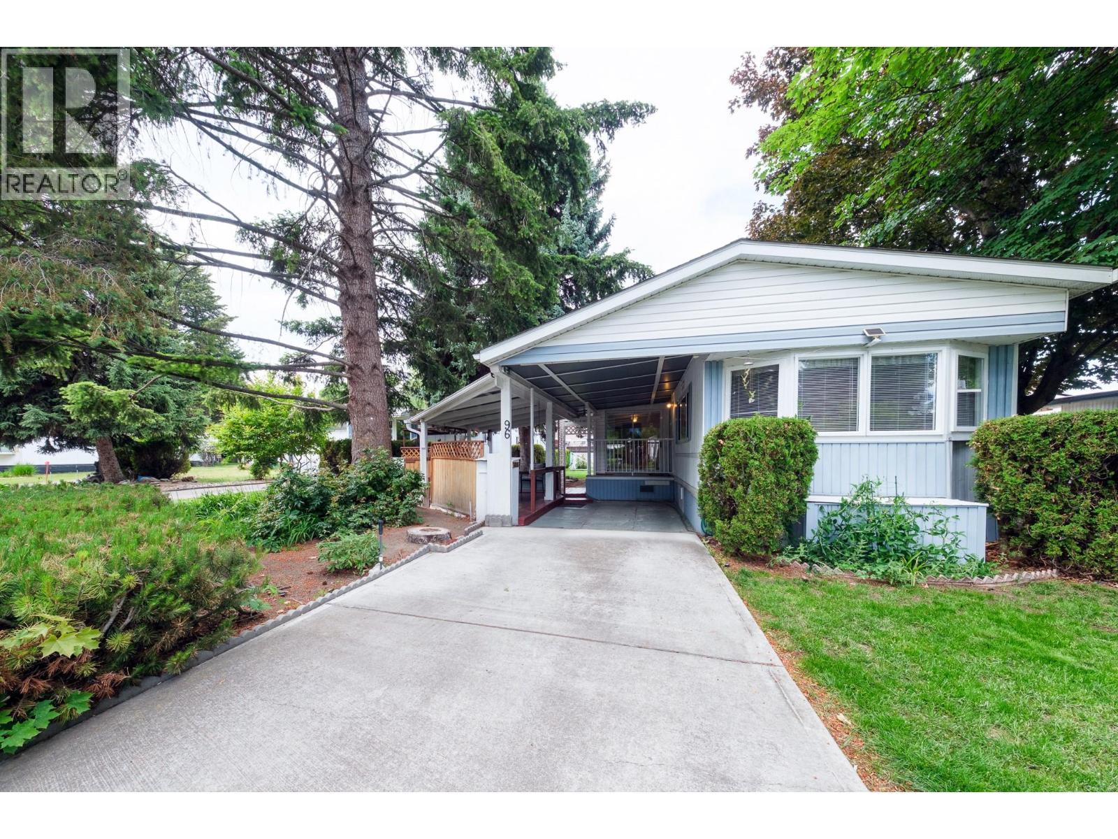 3535 Casorso Road Unit# 96 Lot# 96