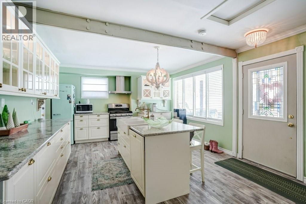 144 CANTERBURY Street