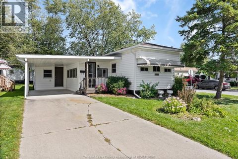 270 BEVERLY Essex ON N8M1N4