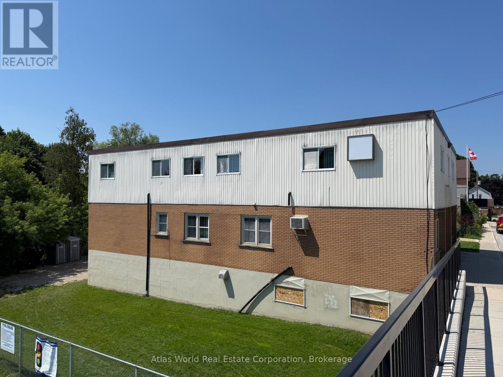 137 GEORGE STREET W