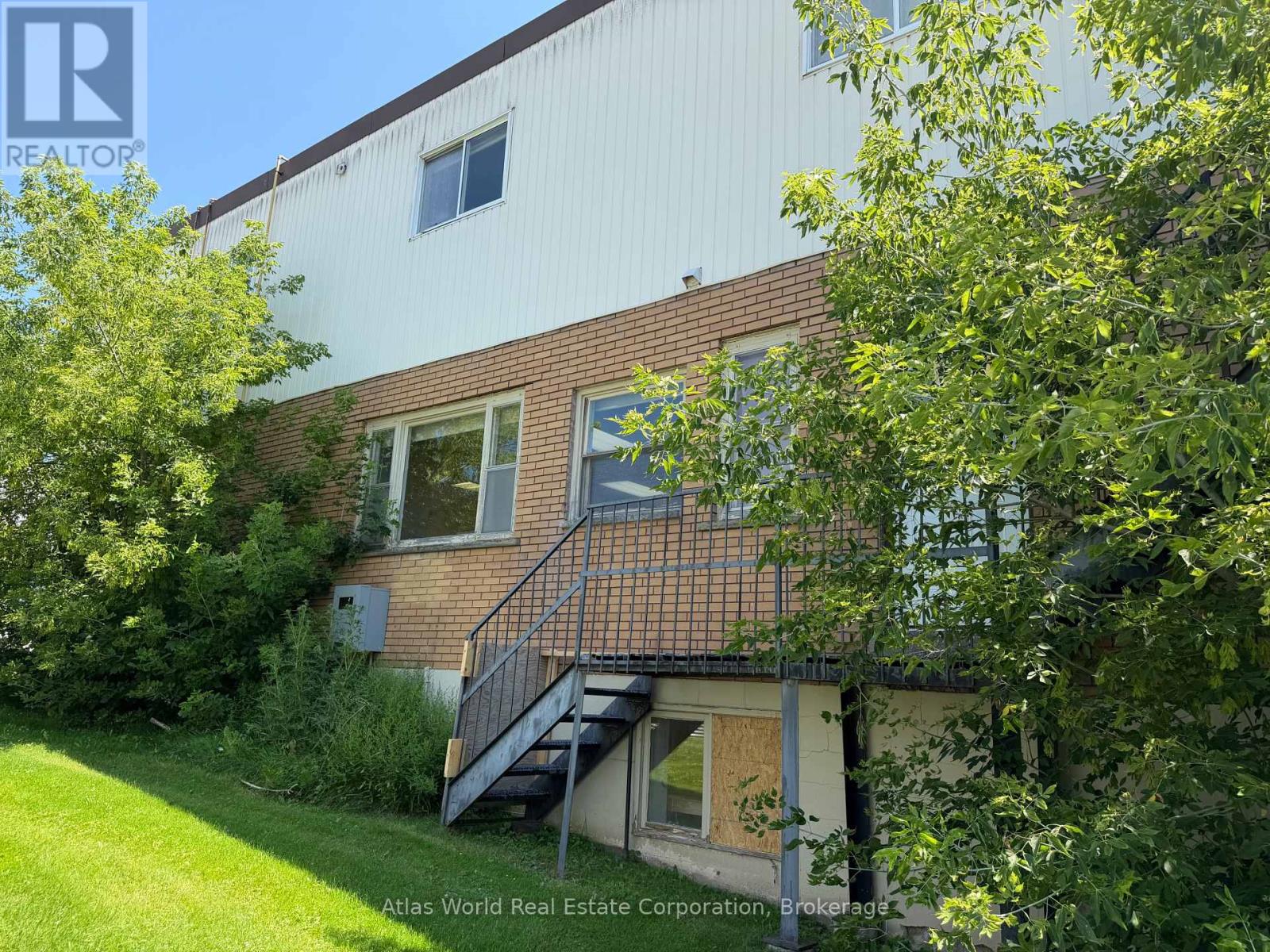137 GEORGE STREET W