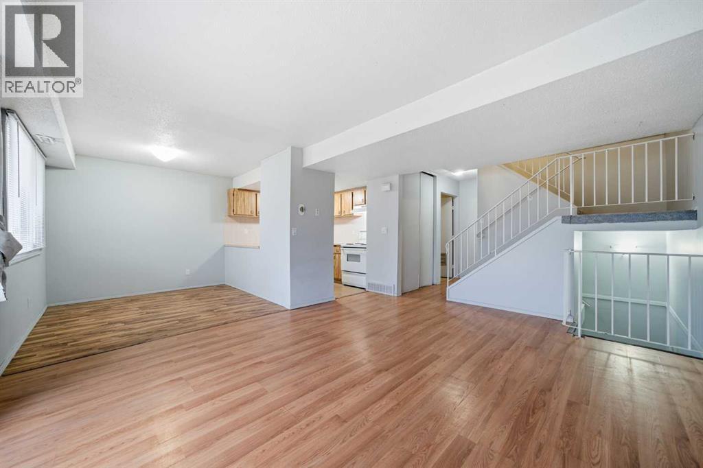 306, 2200 Woodview Drive SW