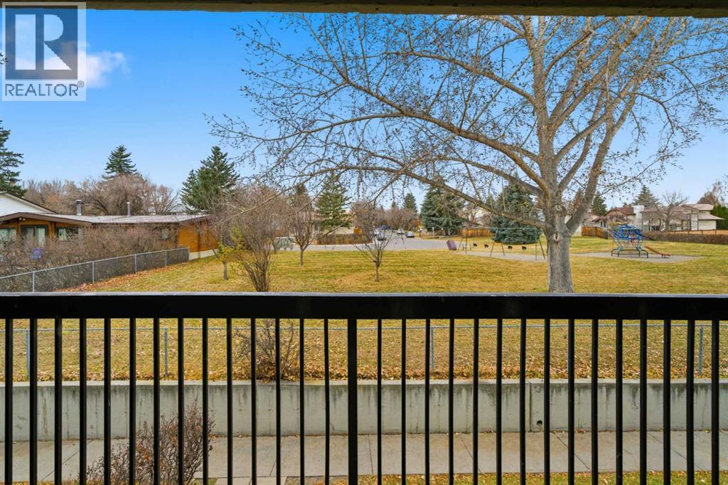 306, 2200 Woodview Drive SW