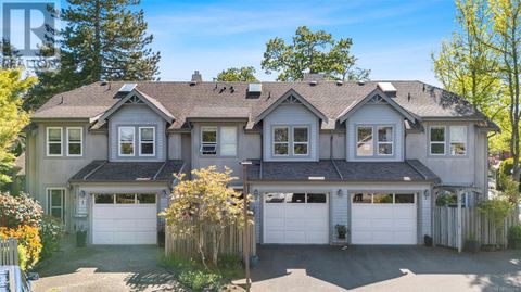 1 3947 Cedar Hill Cross Rd Saanich BC V8P2N5