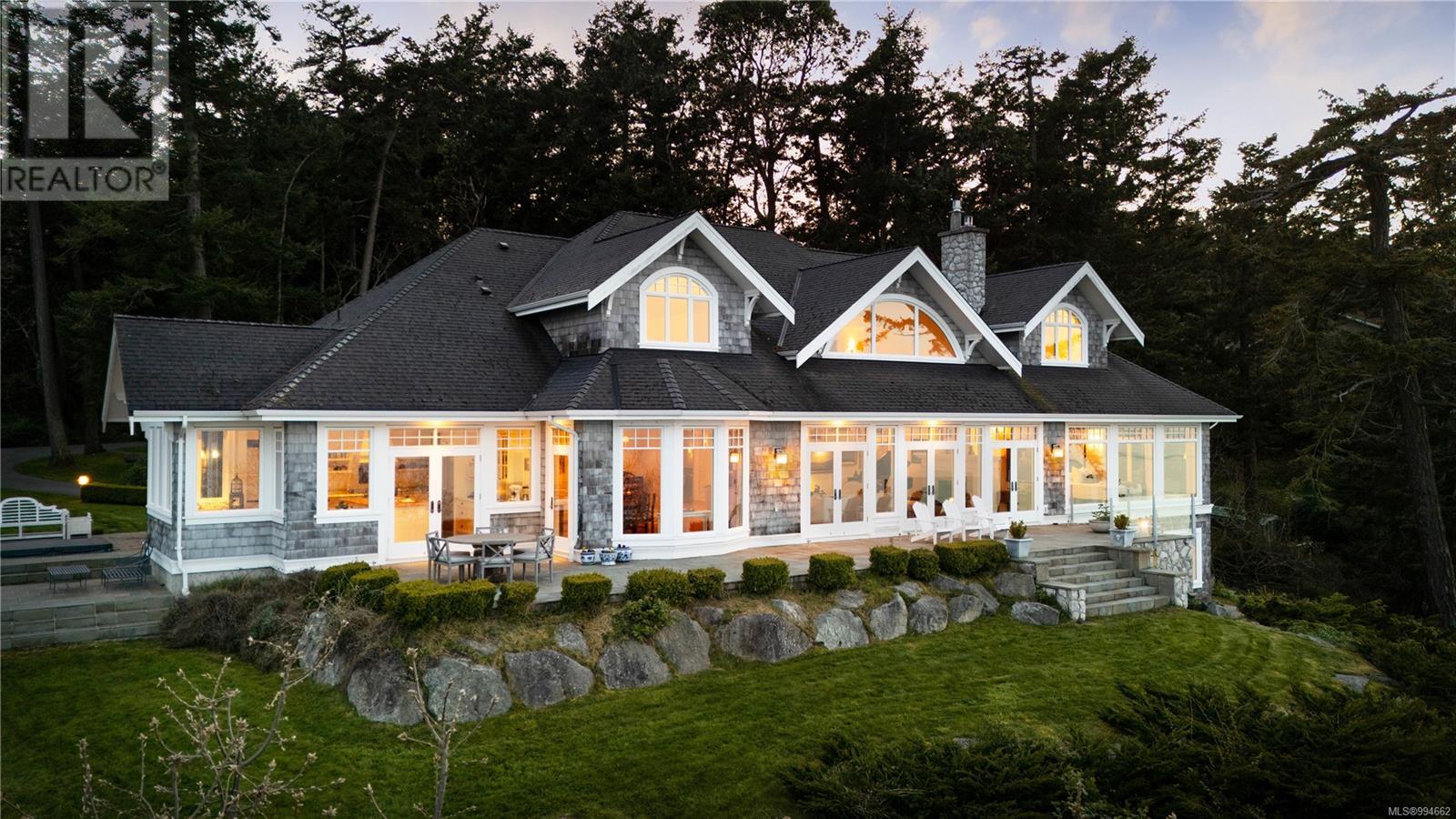 2600 Queenswood Dr