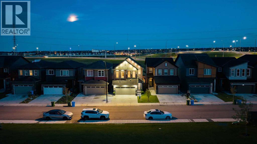 234 Carringsby Way NW