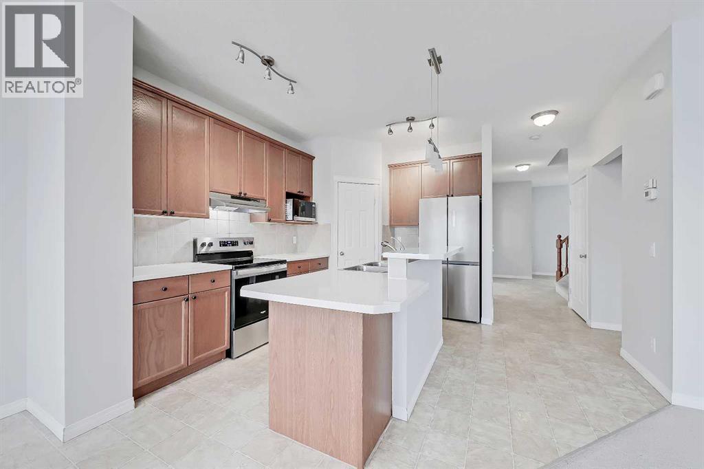 102 Kincora Glen Mews NW