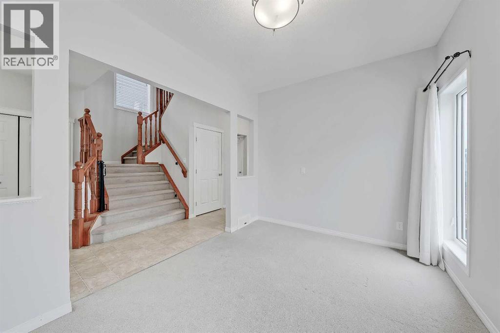 102 Kincora Glen Mews NW