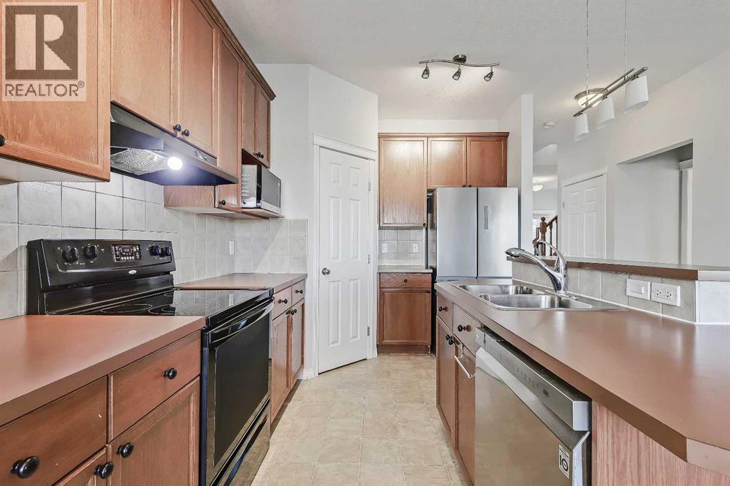 102 Kincora Glen Mews NW