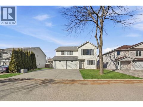 424 McLennan McLennan Crescent Kelowna BC V1X7M9