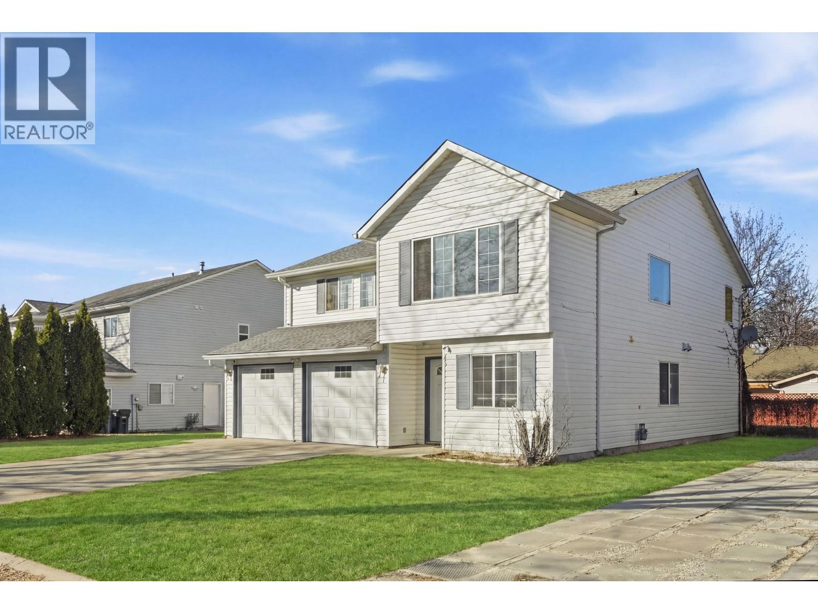 424 McLennan McLennan Crescent