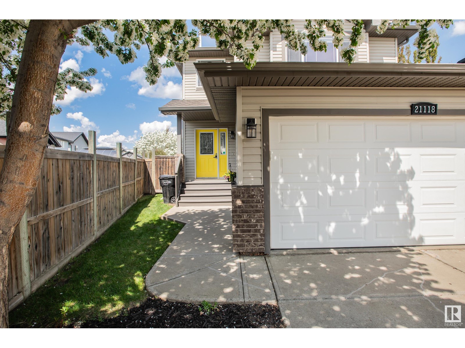 21118 92A AV NW