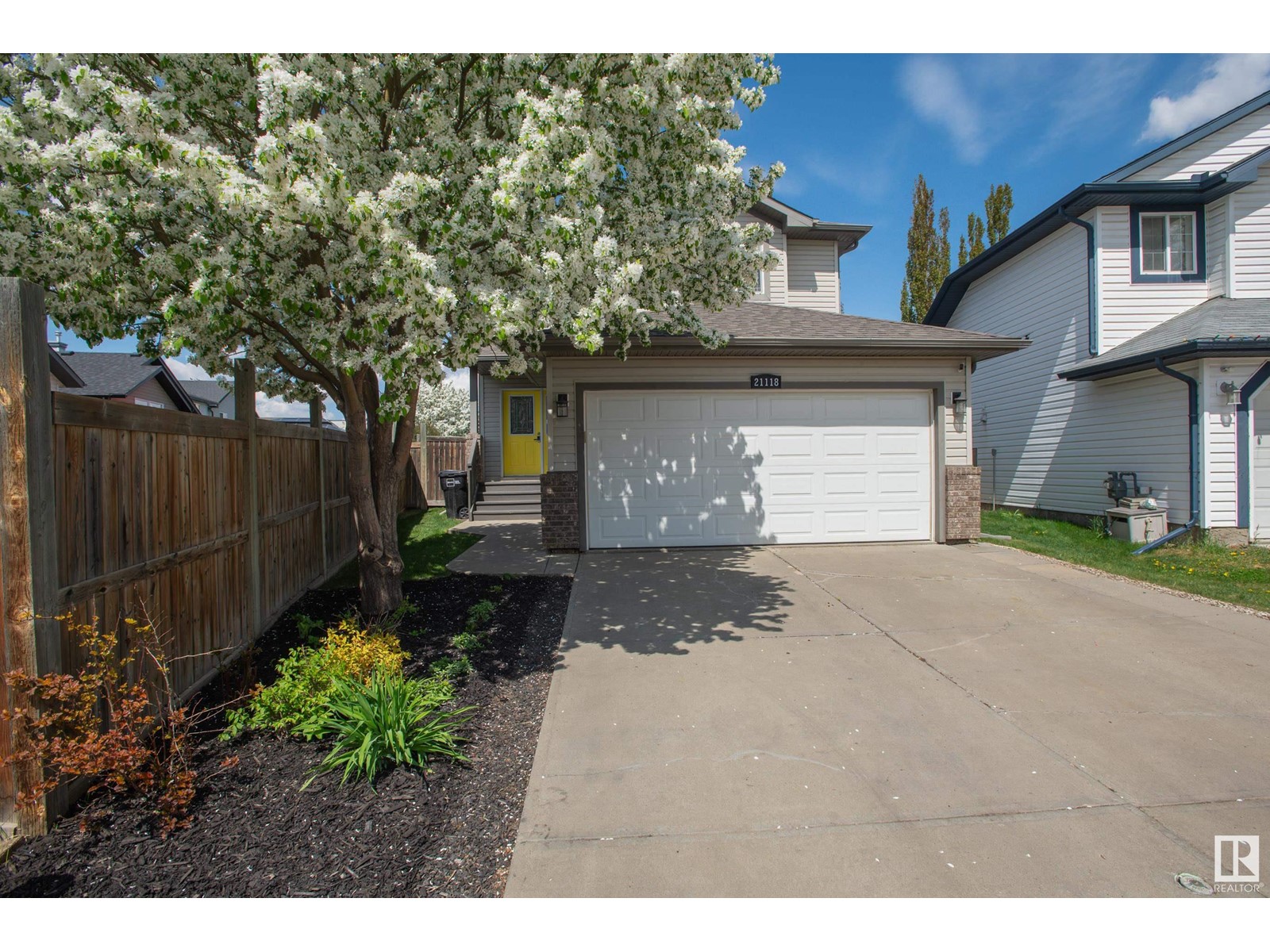 21118 92A AV NW