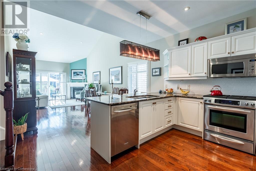 56 VIDEL Crescent