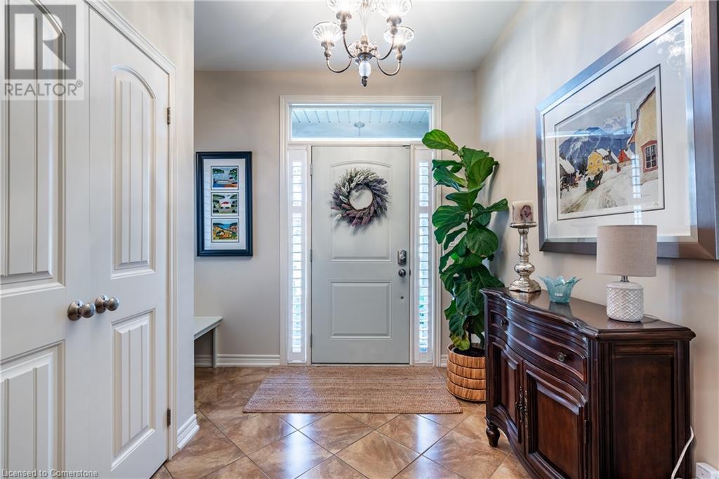 56 VIDEL Crescent