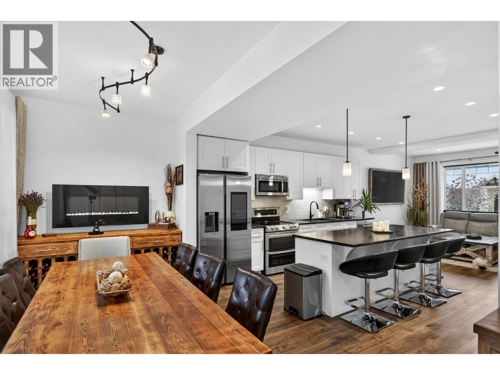 1273 Bergamot Avenue