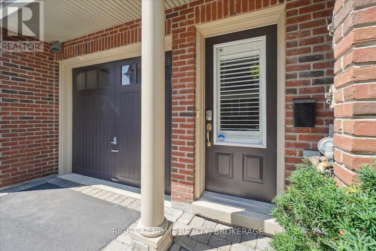 124 LAKESHORE ROAD W