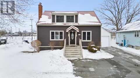 401 FIELDEN AVENUE Port Colborne (Sugarloaf) ON L3K4T9